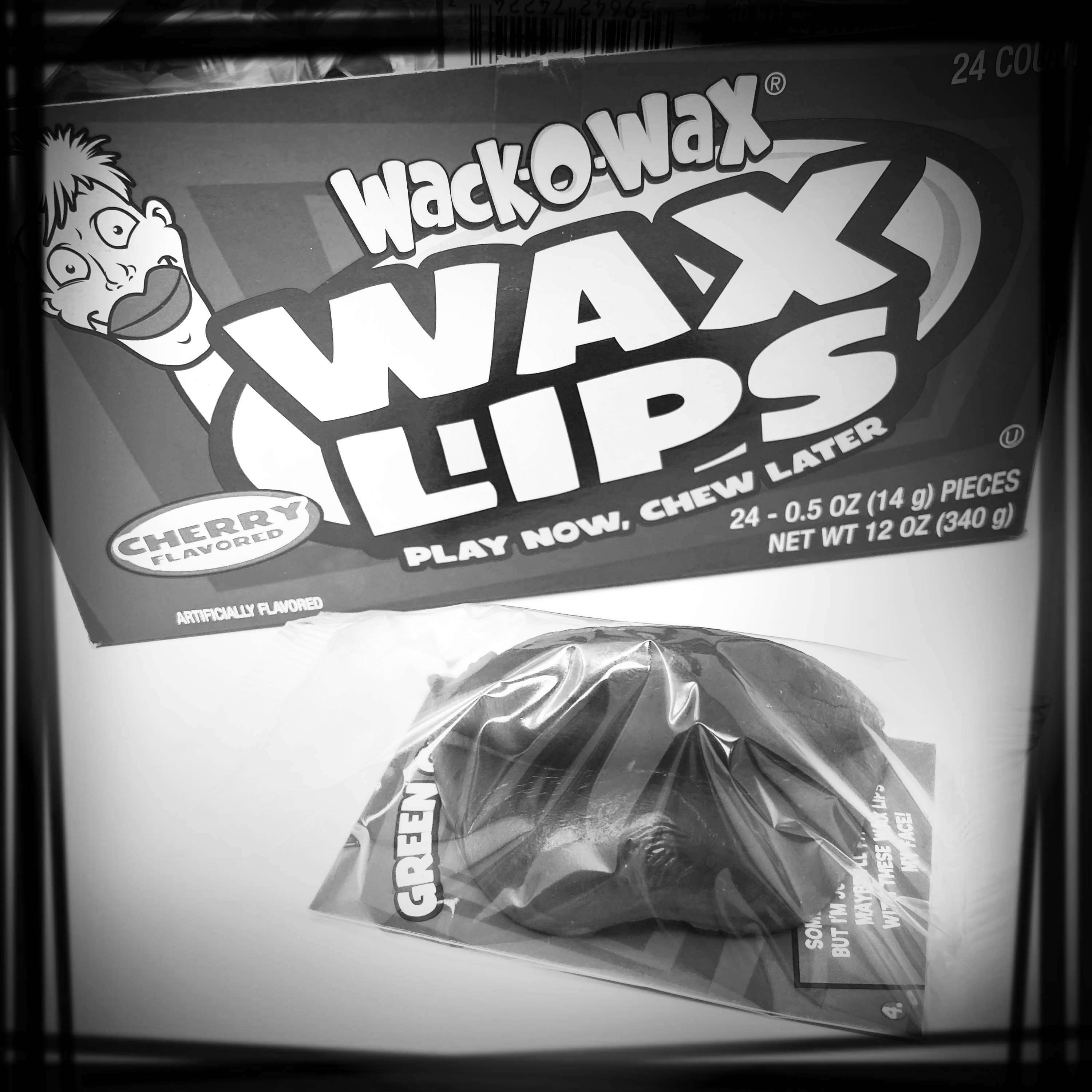 Wack-O-Wax Wax Lips Candy, 0.5 oz